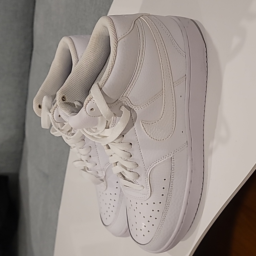 Nike Court vision